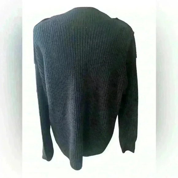 For the Republic ladies black sweater Medium crew neck with large button design - Picture 4 of 6